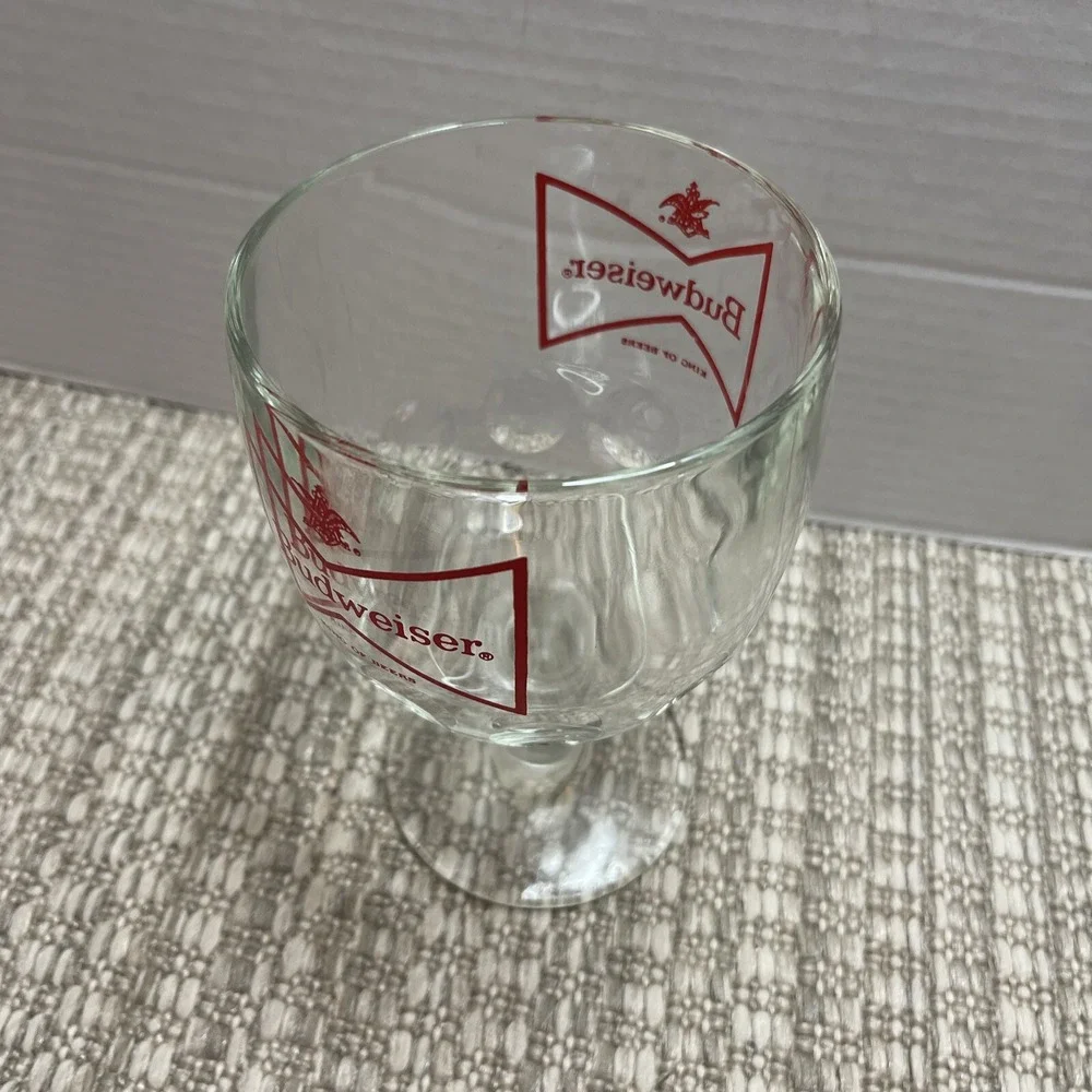 VINTAGE Budweiser BEER  DRINKING GLASS‎ THUMBPRINT STEMMED 16 OZ. RED